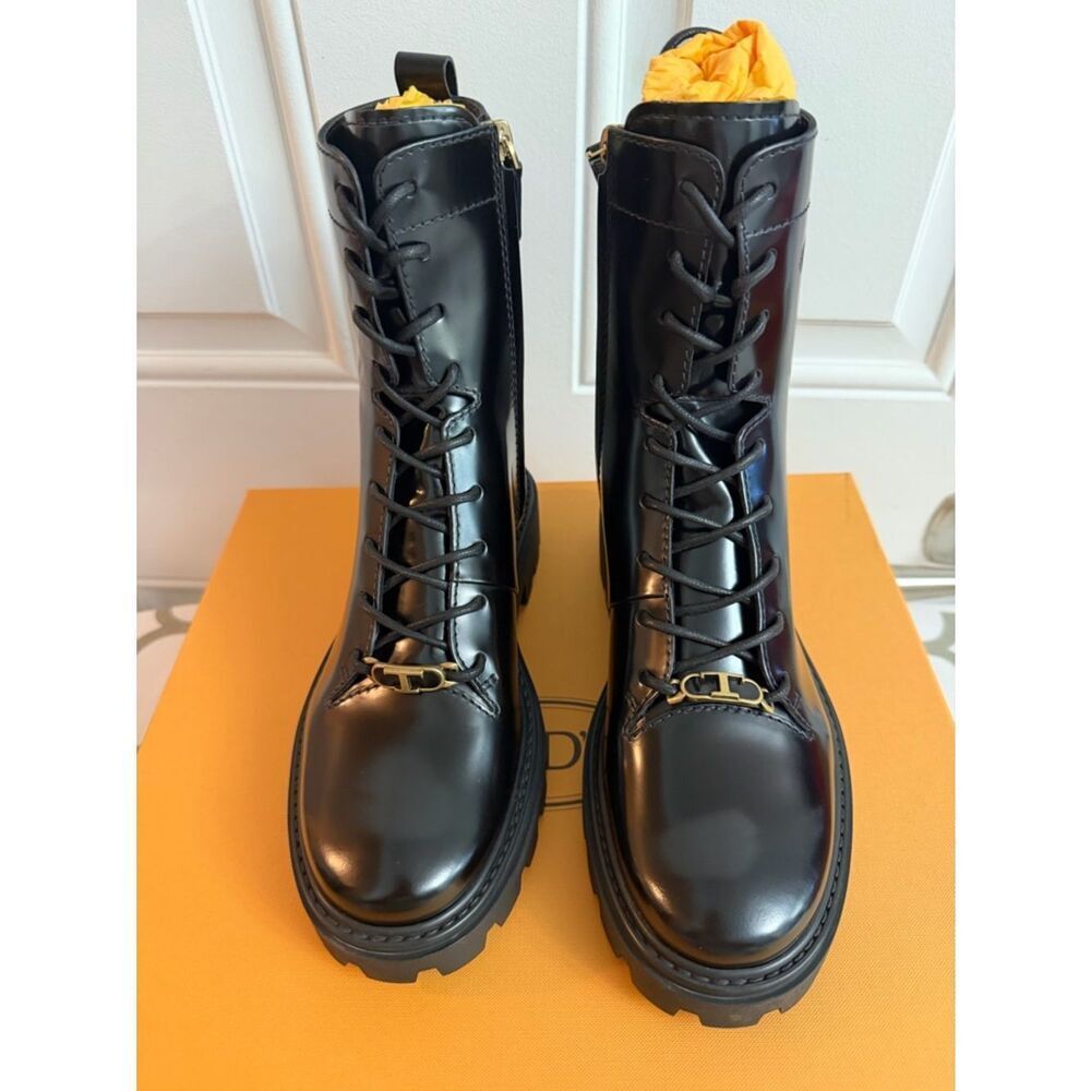 Tod’s Embellished glossed-leather combat boots NEW Size 36.5 = US 6.5